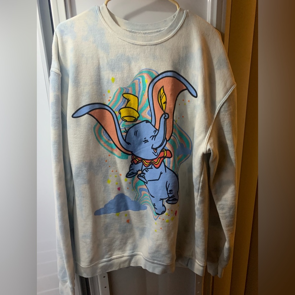 Dumbo sweater Disneyland